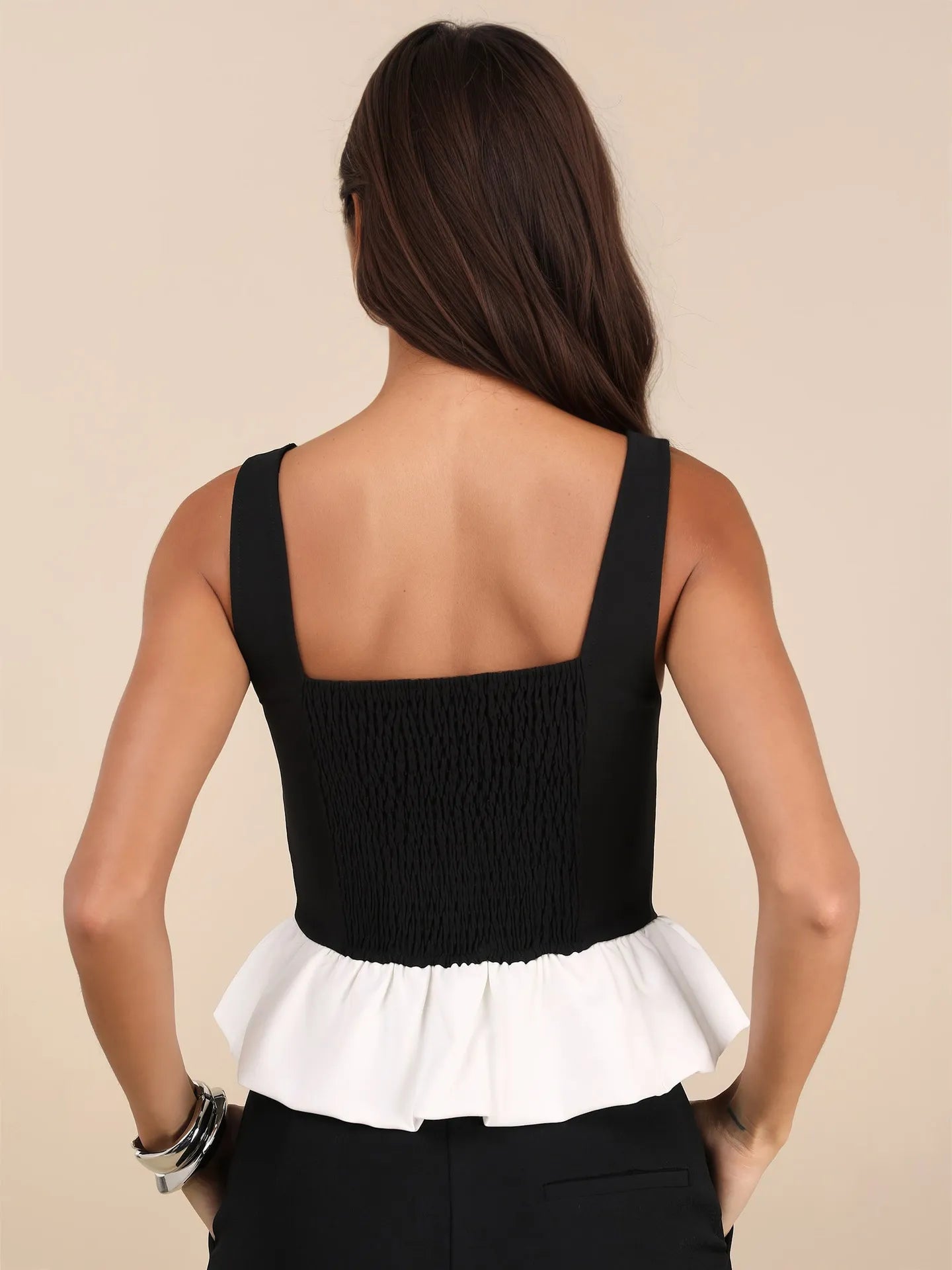 Contrast Ruffled Hem Tank Top