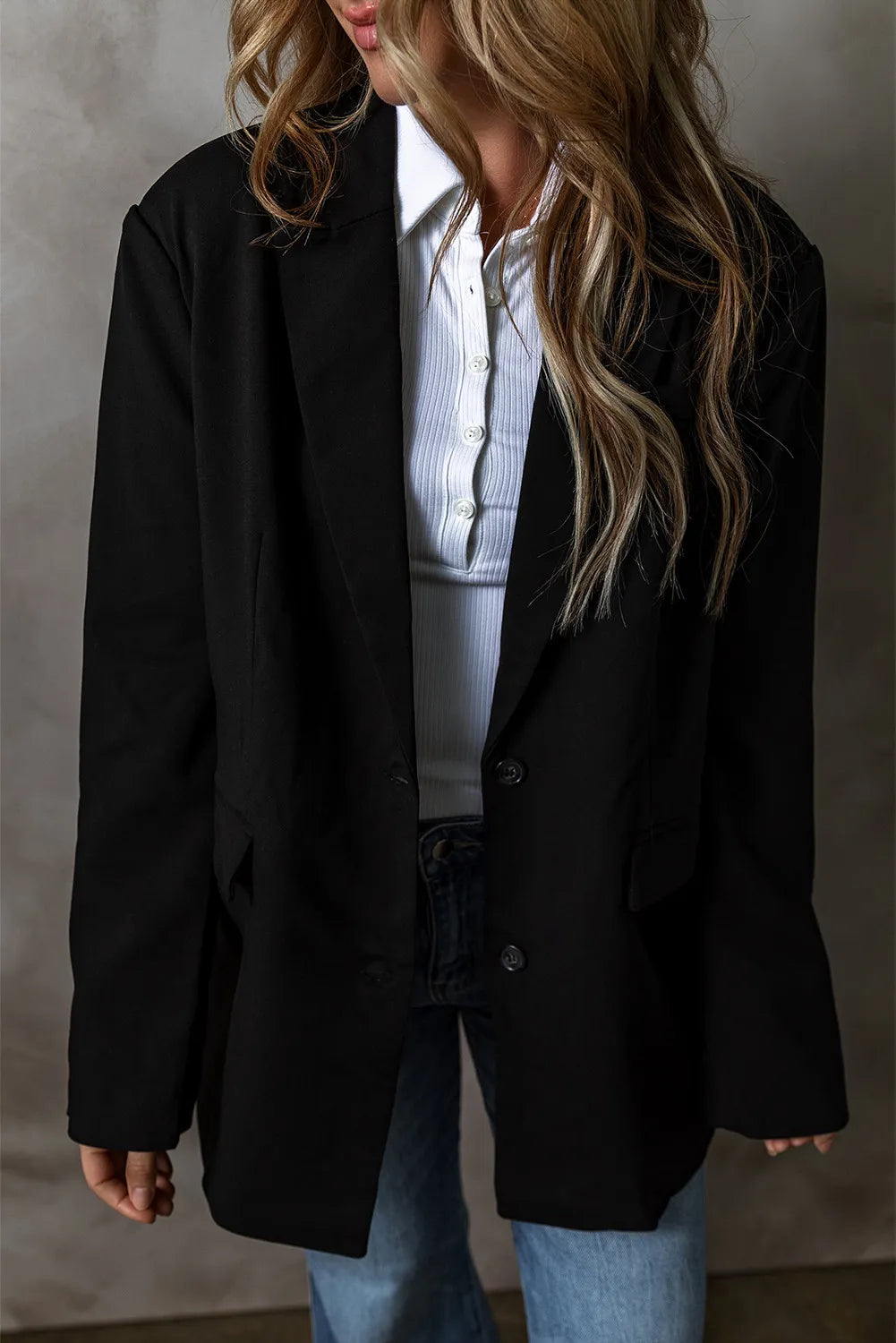Blazer de manga larga abotonado