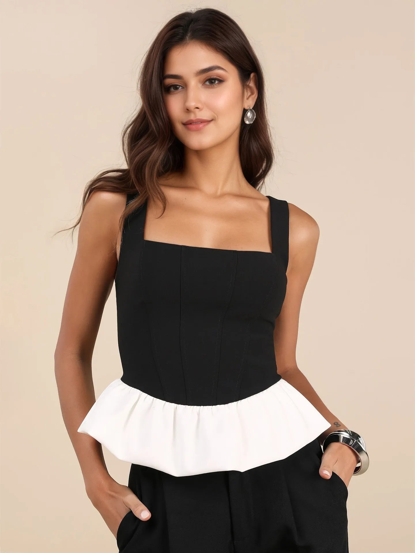 Contrast Ruffled Hem Tank Top