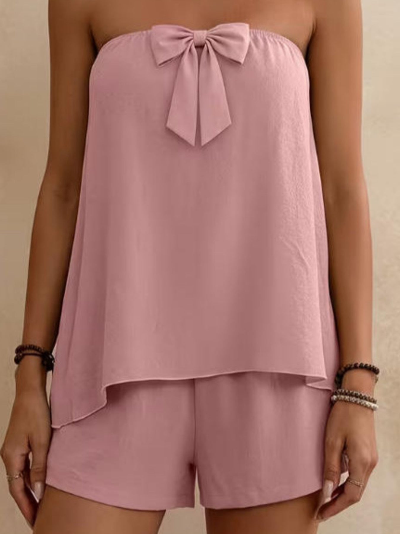 Conjunto de top tubo y shorts con lazo